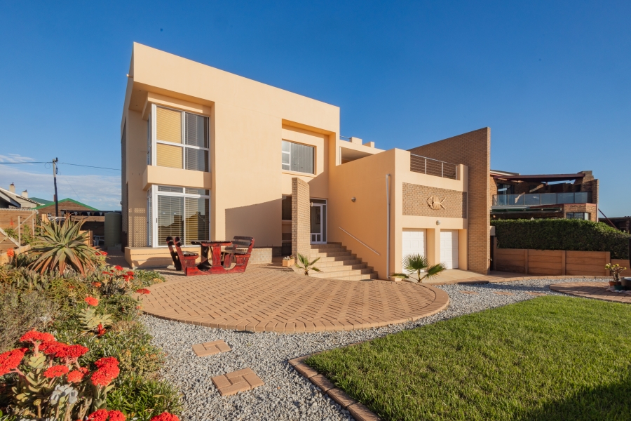 3 Bedroom Property for Sale in Louis Rood Western Cape